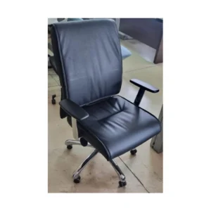 VKM 053 Medium Back Chair