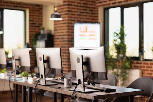 Top Modern Office Workstations in Dubai for Smart Offices